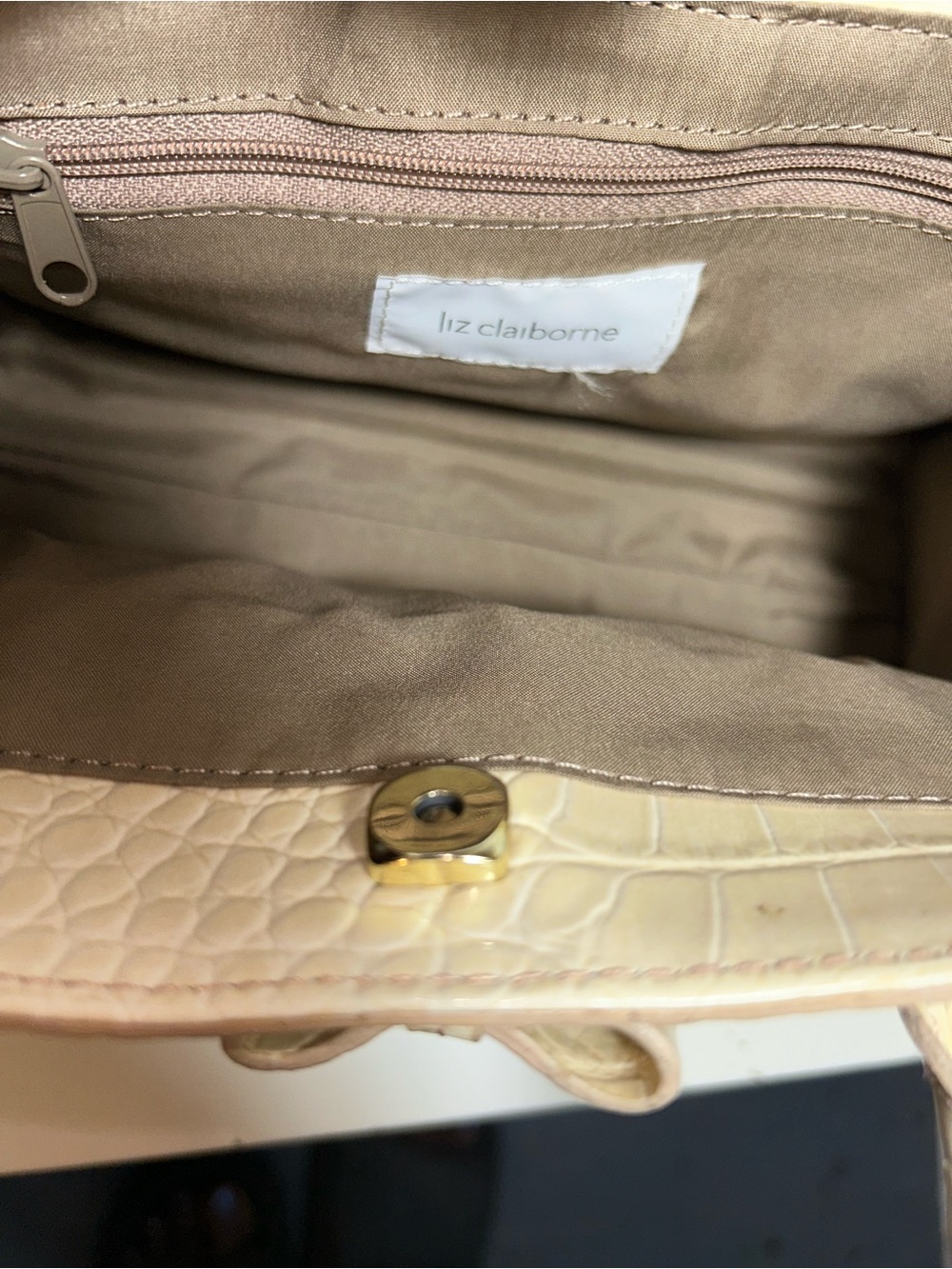 Liz Claiborne Y2K Ivory Brown Faux Leather Straw Satchel Handbag Set of 2 - Picture 3 of 13